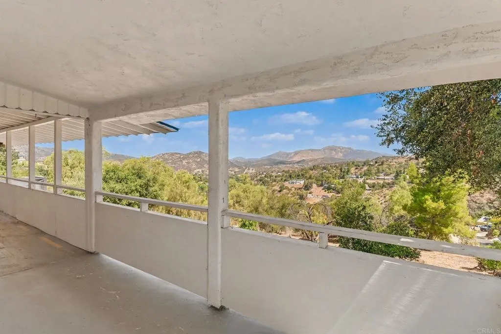 https://cdn.realtyfeed.com/cdn/127/306752381/457ac40d454b010baa5bf545ea9b5861.webp