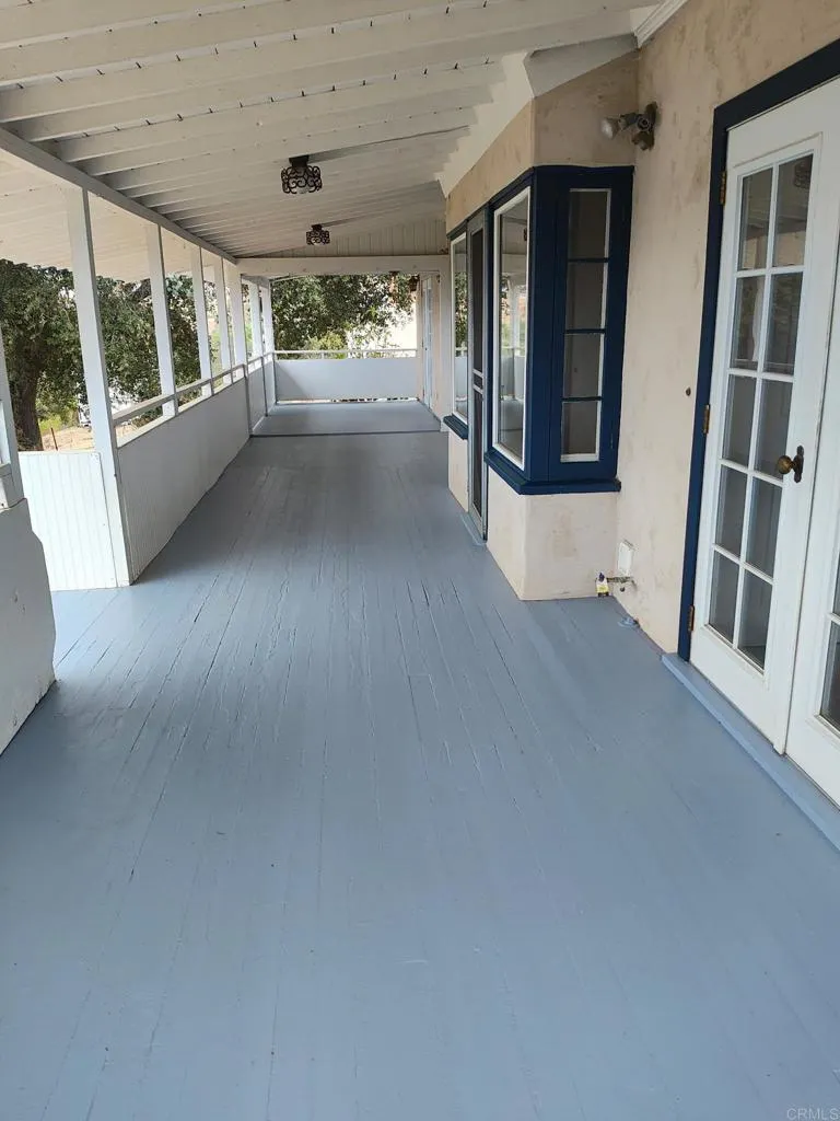 https://cdn.realtyfeed.com/cdn/127/306752381/8950132de8ece30402f8f4fbfce88bd0.webp