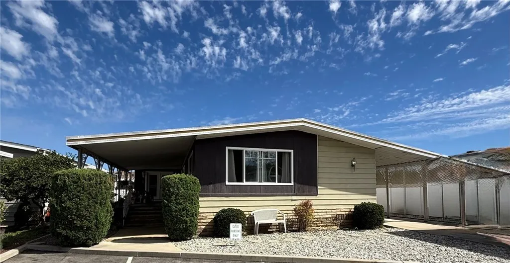 18601 Newland Unit 12, Huntington Beach, CA 92646 - Main photo, Huntington Beach, CA