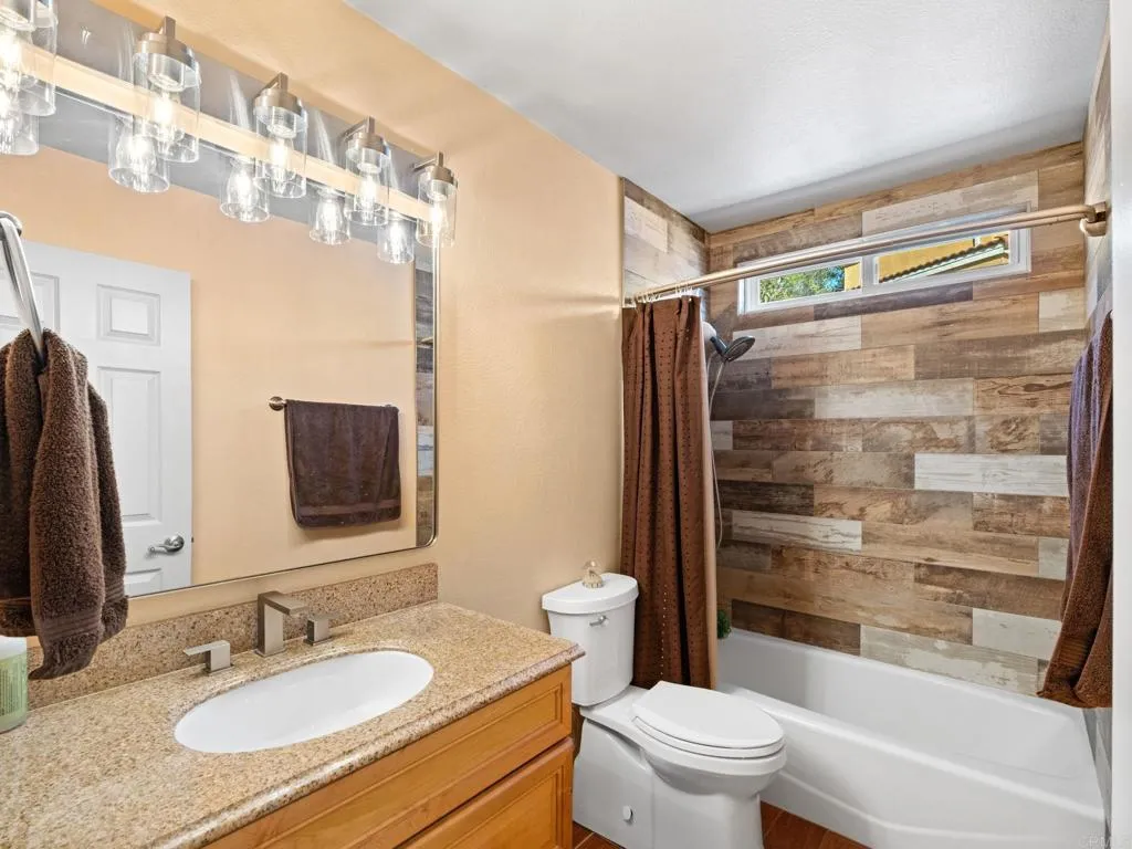 https://cdn.realtyfeed.com/cdn/127/306752404/4dd51b8c3c2e1afc6c558941f0071e92.webp