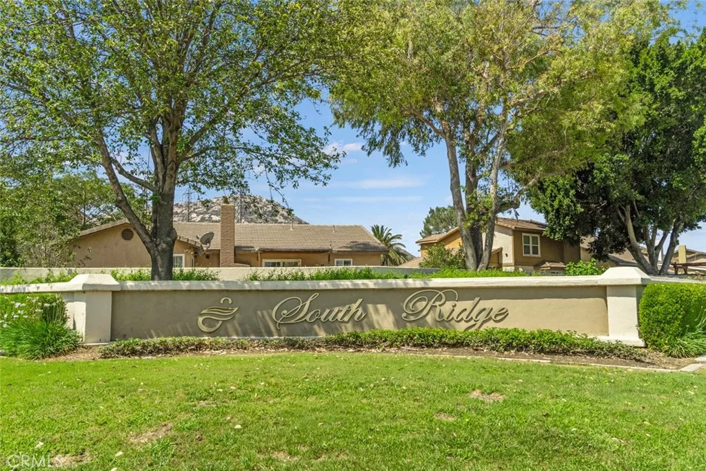 16606 Windcrest, Fontana, CA 92337 - Photo 2 of 26, Fontana, CA