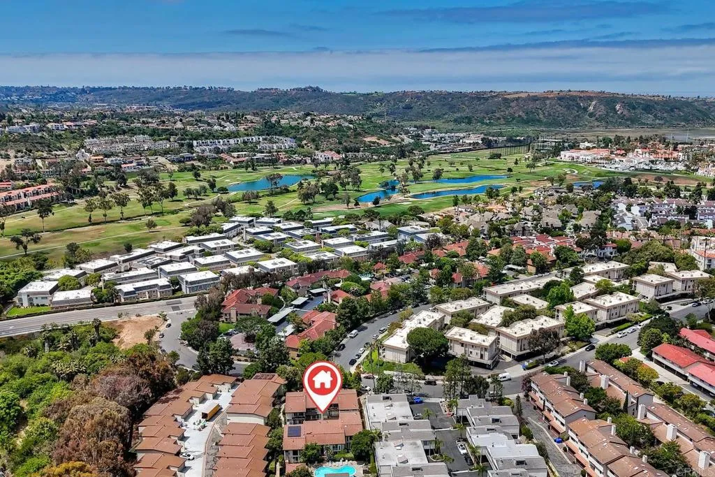 https://cdn.realtyfeed.com/cdn/127/306752417/799b922ca513e19a7bc51c2fae437cdd.webp