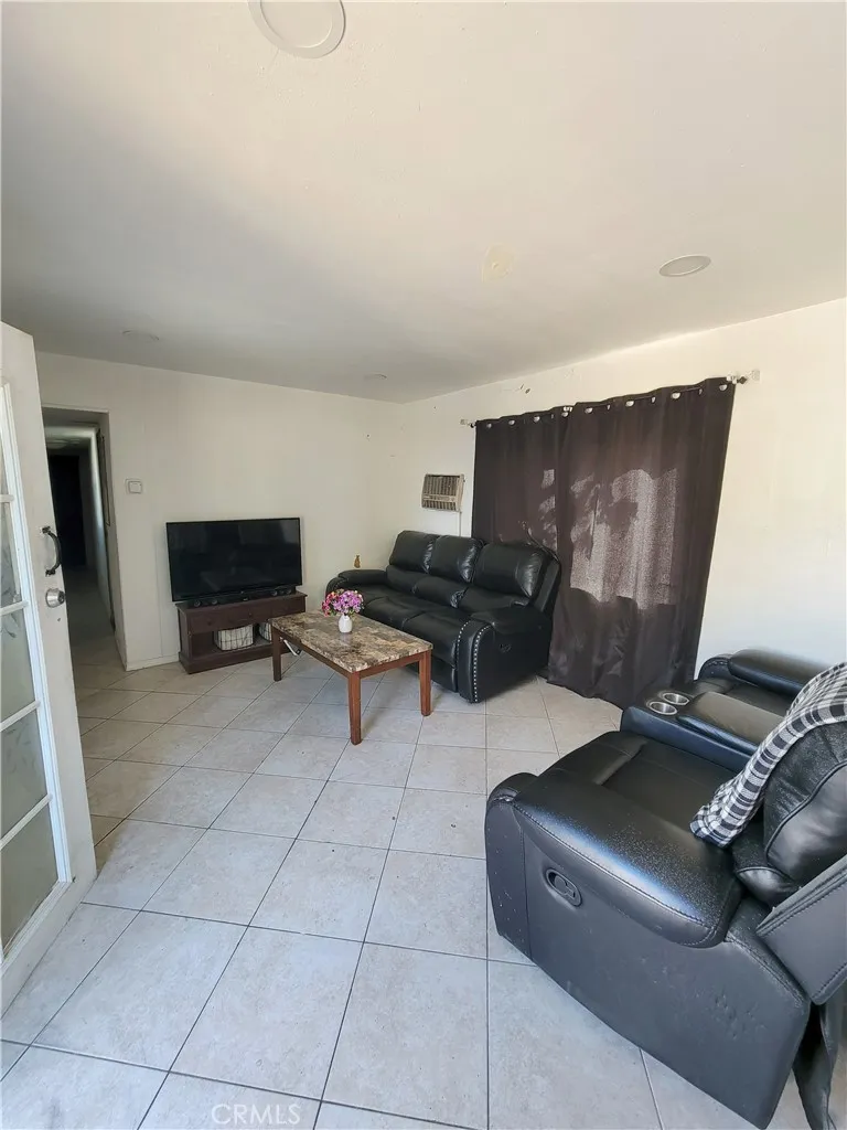 45541 30th St East Unit 7, Lancaster, CA 93535 - Photo 4 of 23, Lancaster, CA