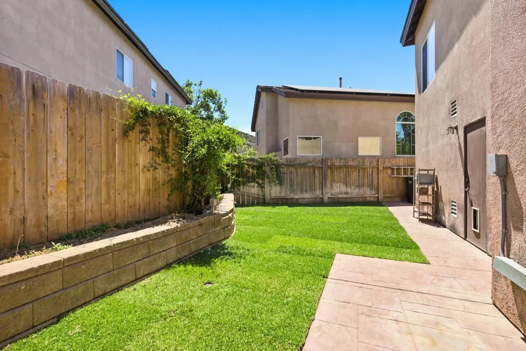 https://cdn.realtyfeed.com/cdn/127/306752448/35d14101b2dcb7a7ae836db588abdf32.webp