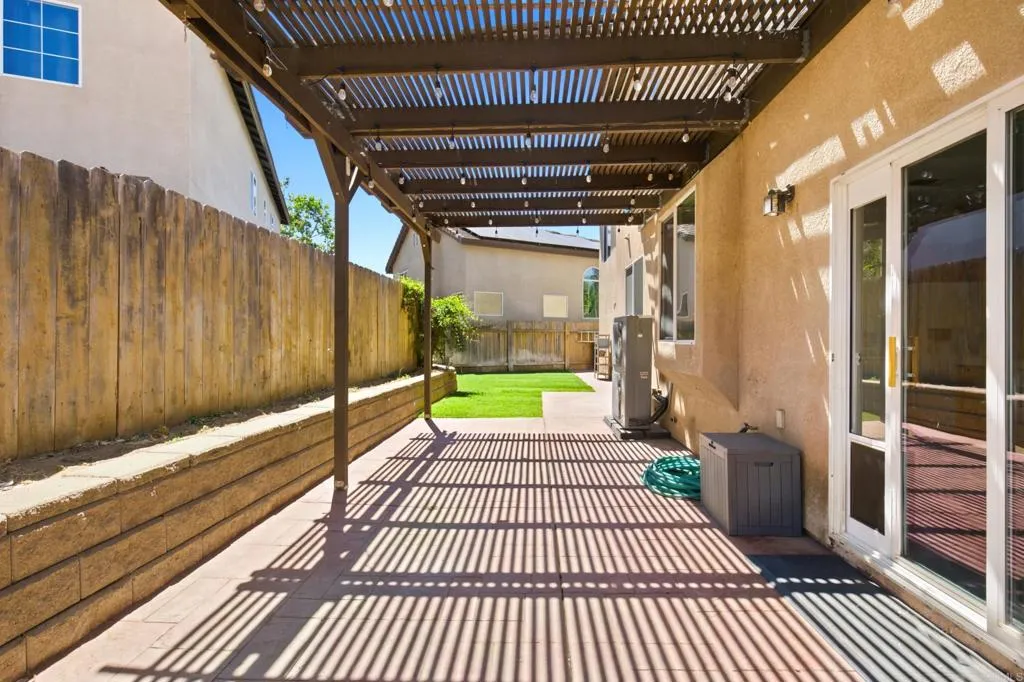 https://cdn.realtyfeed.com/cdn/127/306752448/9bddd7c5561e88f2dcb288bf2fe9ae4f.webp