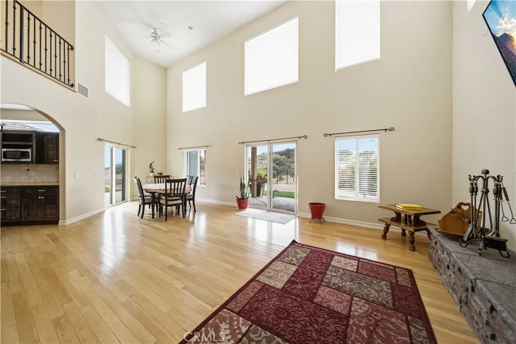 13675 Davenport, Agua Dulce, CA 91390 - Photo 4 of 51, Agua Dulce, CA