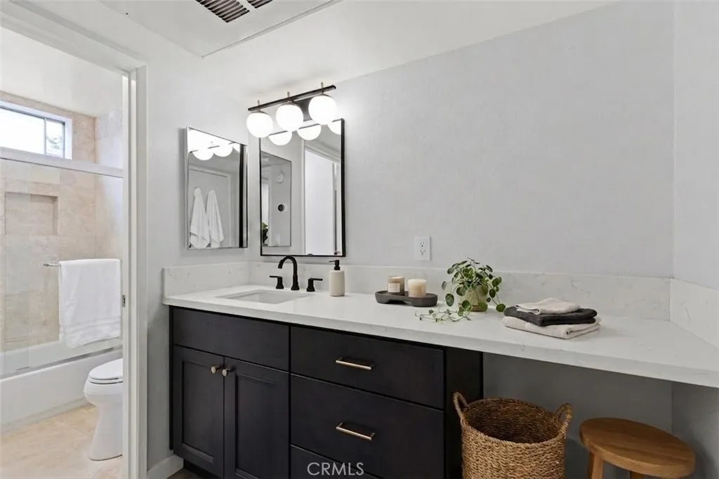 4536 Colbath Avenue Unit 101, Sherman Oaks, CA 91423 - Photo 5 of 25, Sherman Oaks, CA