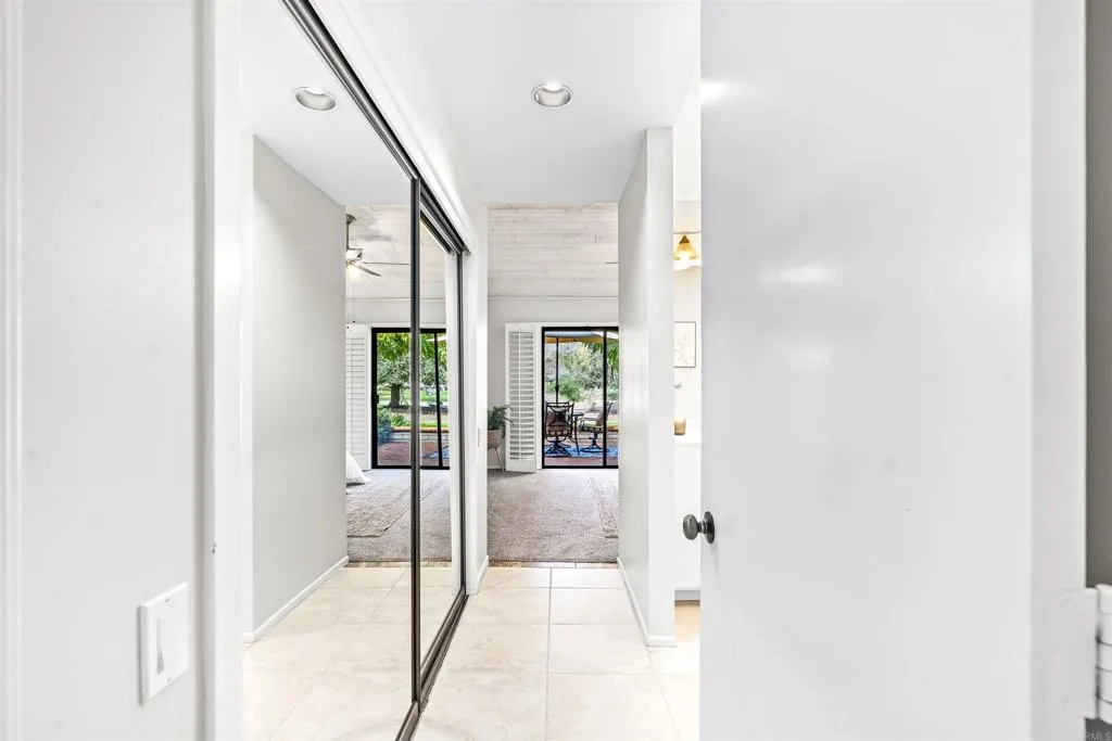 https://cdn.realtyfeed.com/cdn/127/306752495/6d1b9ac0b0fc41d6deac0598955d7ebe.webp