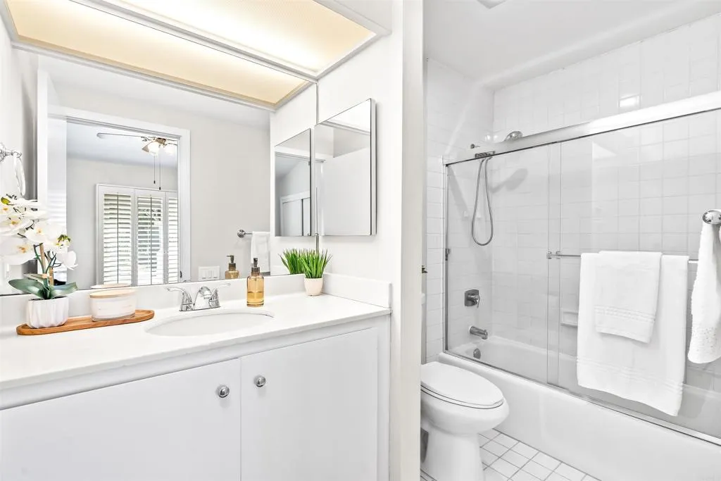 https://cdn.realtyfeed.com/cdn/127/306752495/806e24d75c7e1d6b35e8f290a5fef621.webp