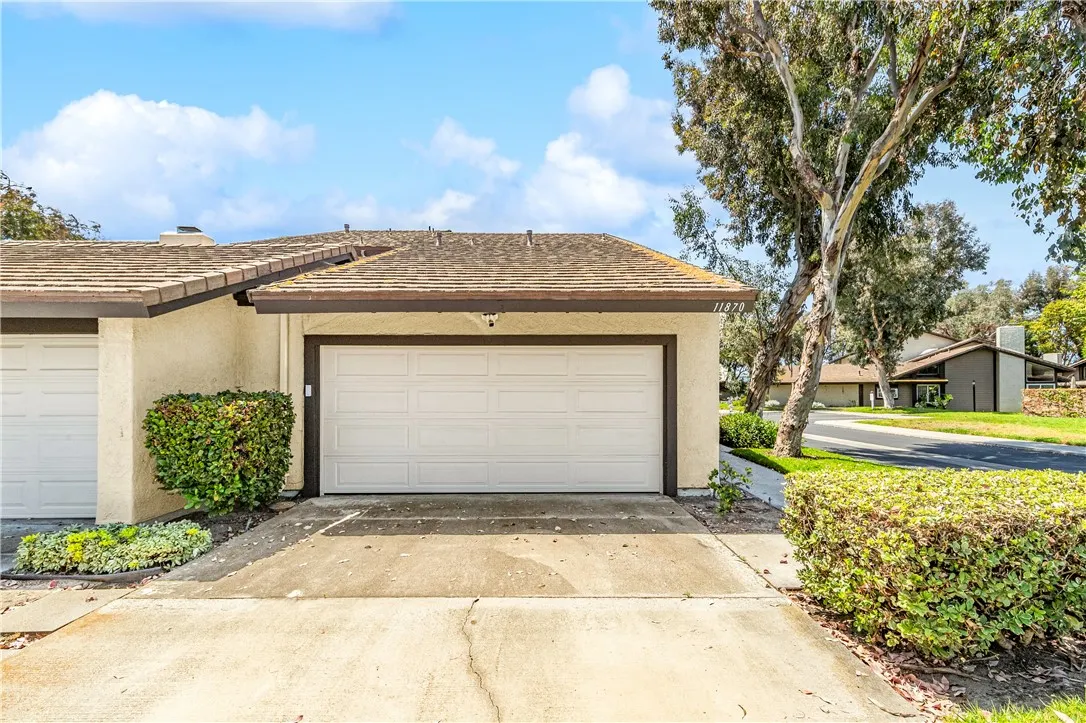 11870 Mansa Court, Fountain Valley, CA 92708 - Photo 4 of 56, Fountain Valley, CA