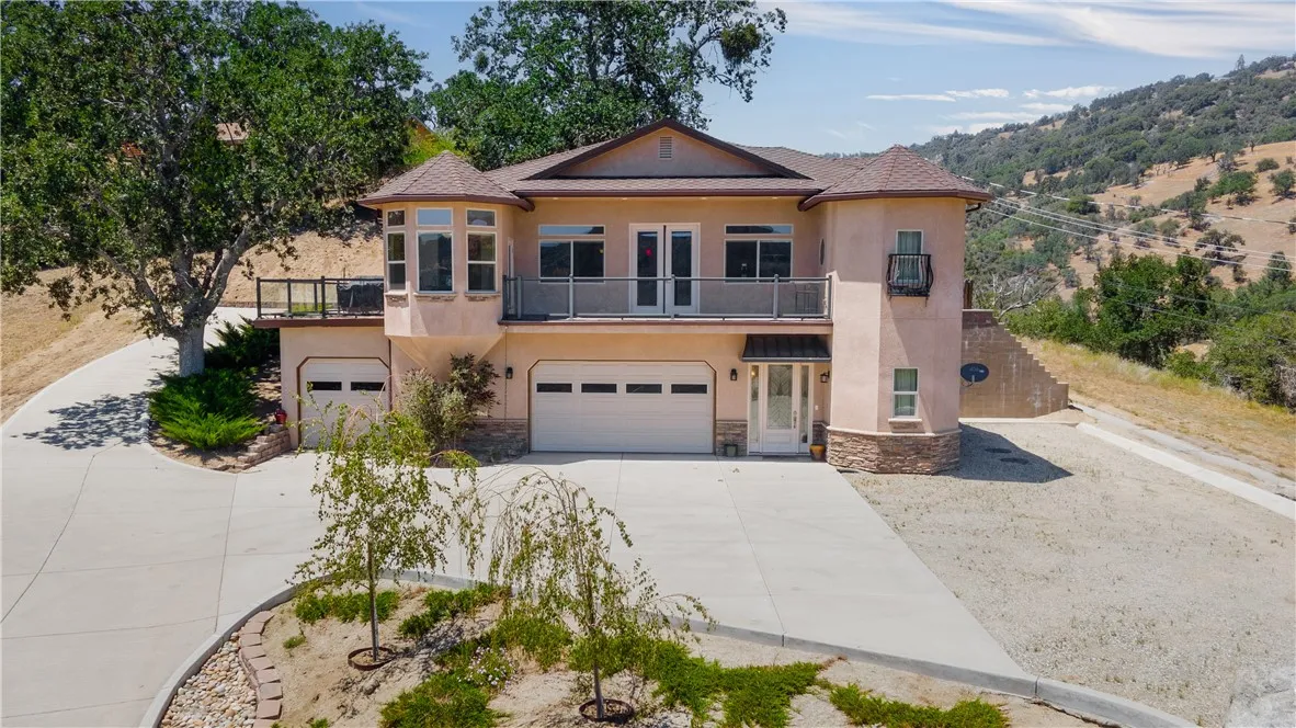 29801 Greenwater Drive, Tehachapi, CA 93561 - Main photo, Tehachapi, CA