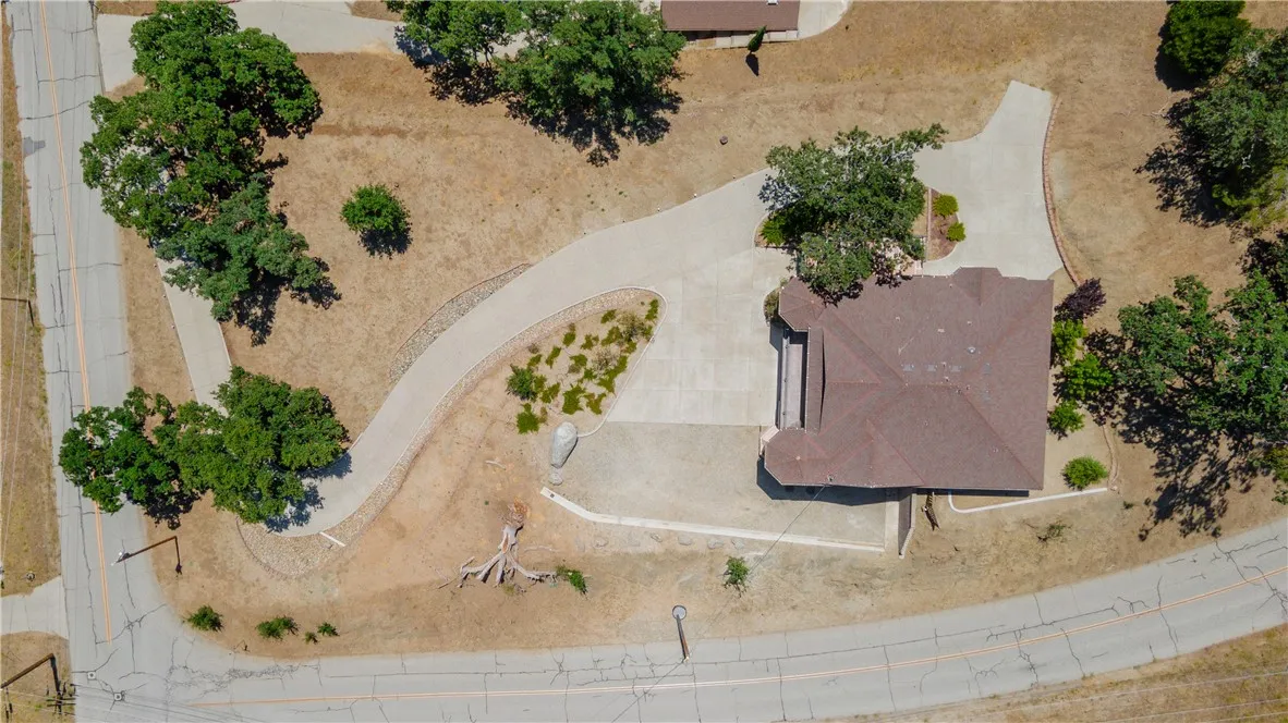 29801 Greenwater Drive, Tehachapi, CA 93561 - Photo 3 of 47, Tehachapi, CA