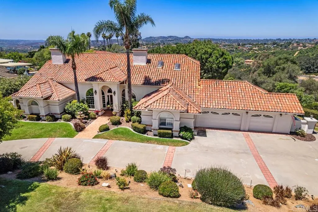 2273 Vista Valle Verde Drive, Fallbrook, CA 92028 - Photo 2 of 61, Fallbrook, CA