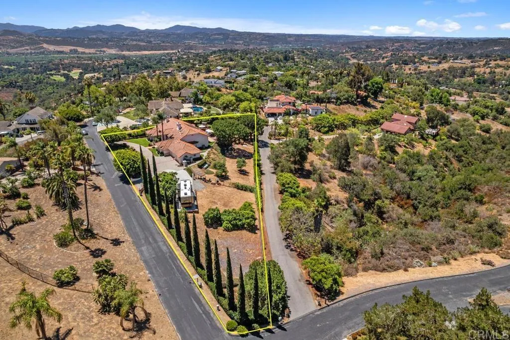 https://cdn.realtyfeed.com/cdn/127/306752524/625d1d84788d853cf2317623c560734e.webp