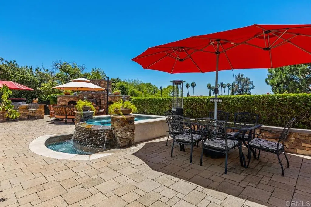 https://cdn.realtyfeed.com/cdn/127/306752524/790e3a090437c542e0bbb4d3254d7d87.webp