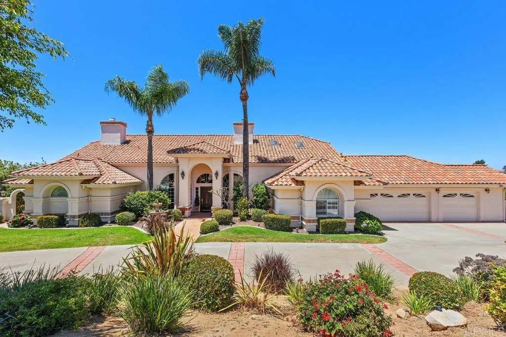 2273 Vista Valle Verde Drive, Fallbrook, CA 92028 - Main photo, Fallbrook, CA