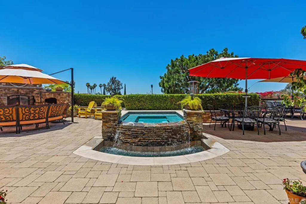 https://cdn.realtyfeed.com/cdn/127/306752524/b88627c5b291cbf6b3f50d64691695fd.webp