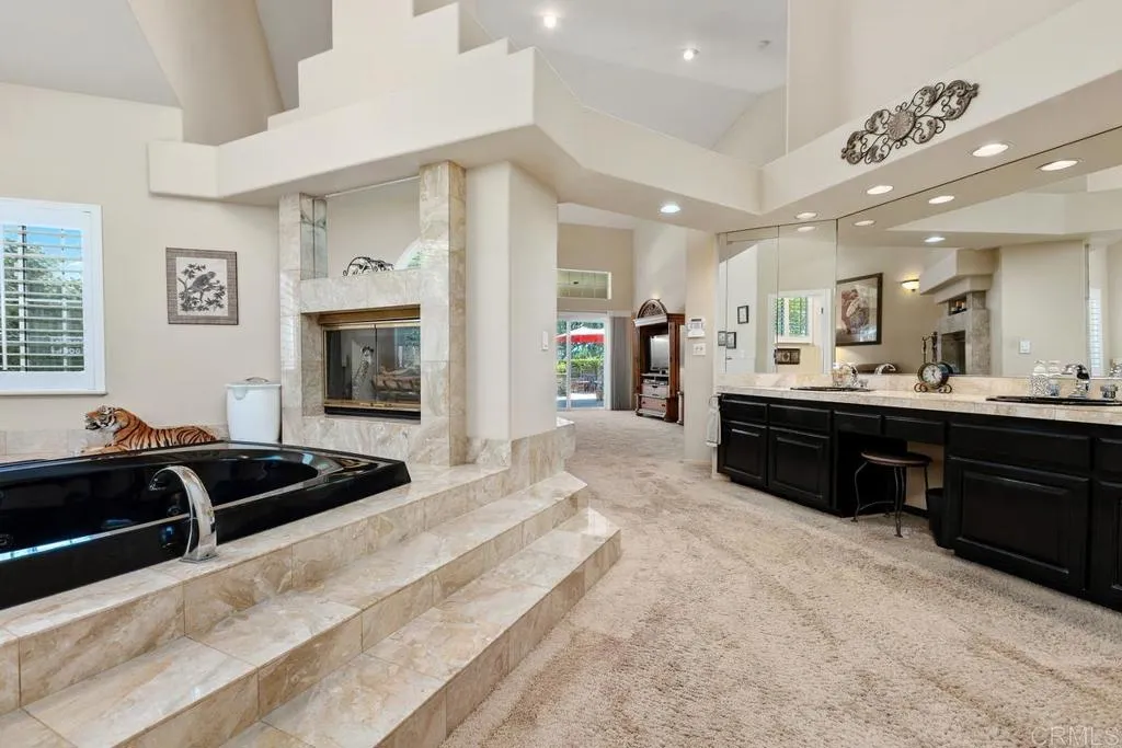 https://cdn.realtyfeed.com/cdn/127/306752524/d81d419c89e56b9d08cc5d38649df5a2.webp