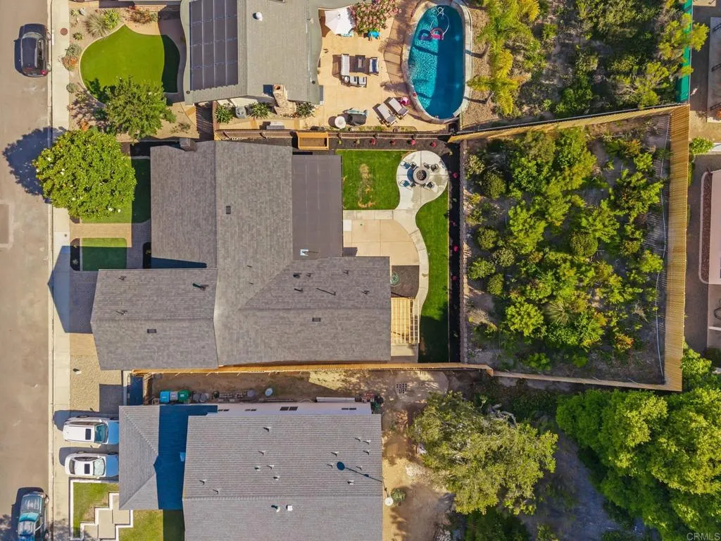 https://cdn.realtyfeed.com/cdn/127/306752527/b63f24a60f0c047540d1867b21366b32.webp