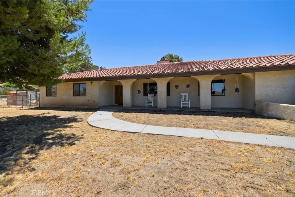 902 Searchlight Ranch Road, Acton, CA 93510 - Photo 4 of 58, Acton, CA