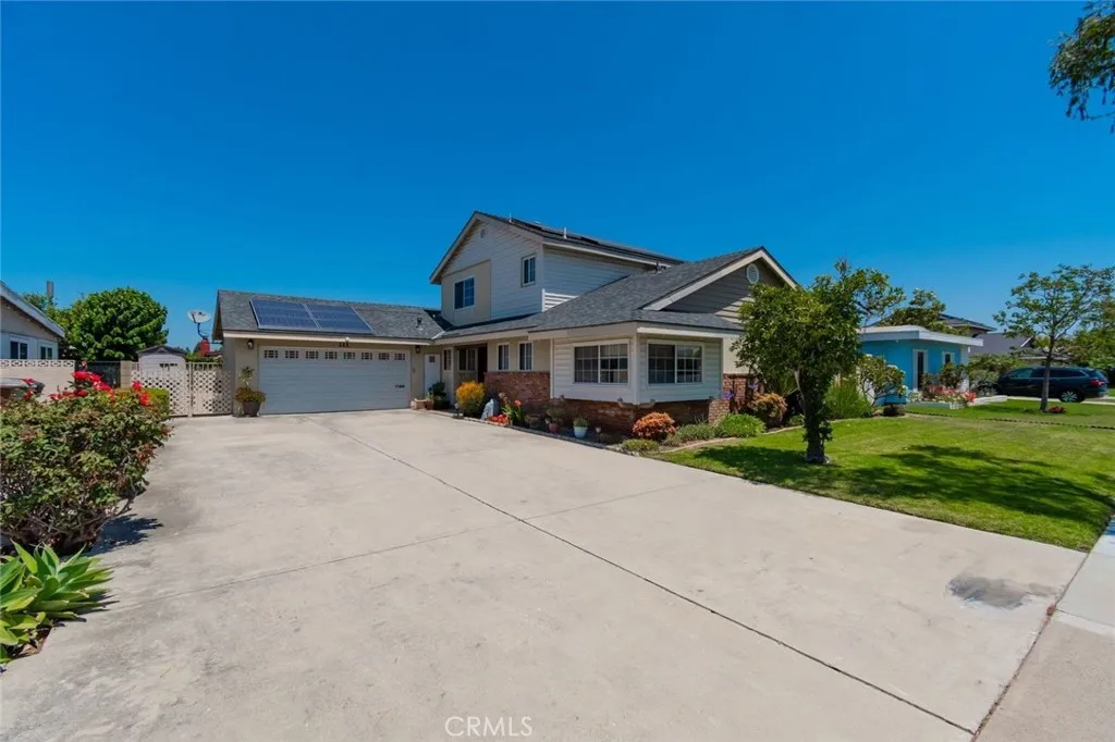 111 N Trevor Street, Anaheim, CA 92806 - Photo 4 of 40, Anaheim, CA