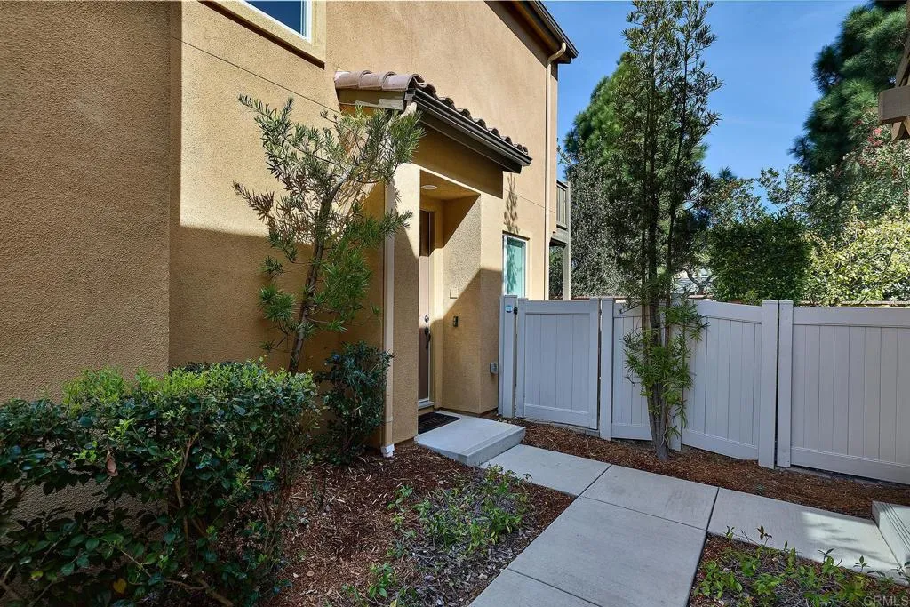 1278 Via Fanal, Oceanside, CA 92056 - Photo 3 of 39, Oceanside, CA