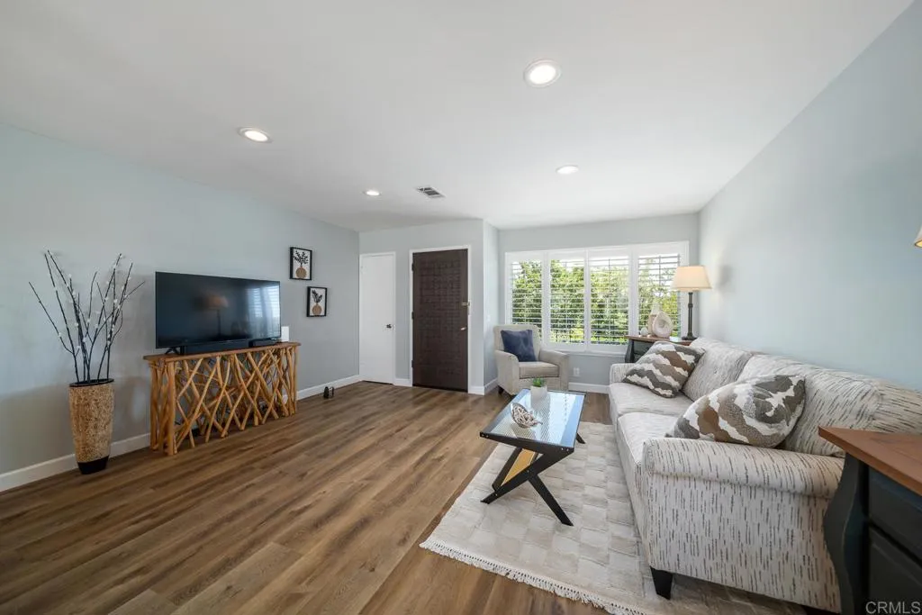 https://cdn.realtyfeed.com/cdn/127/306752543/414e3ee25e36da8274eab1a2db1a8bc9.webp