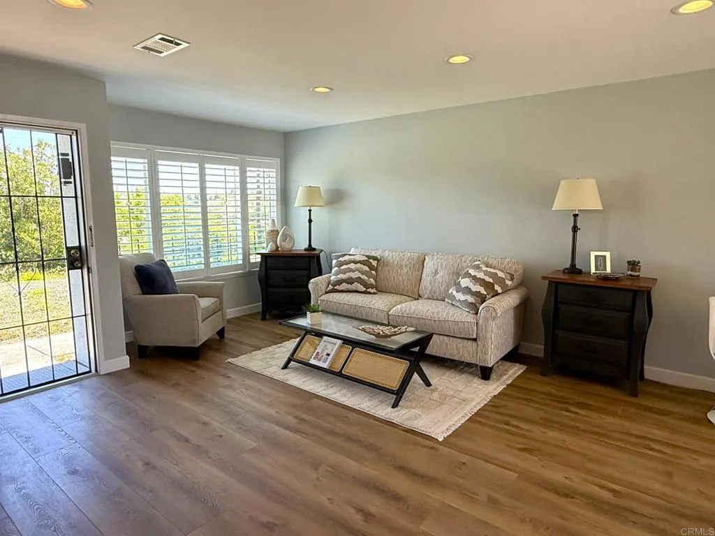 https://cdn.realtyfeed.com/cdn/127/306752543/532dc9834a6c853305220f301f166387.webp