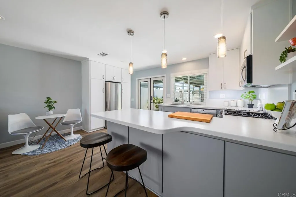 https://cdn.realtyfeed.com/cdn/127/306752543/537f70b943cf7a30d2640ac067bece72.webp