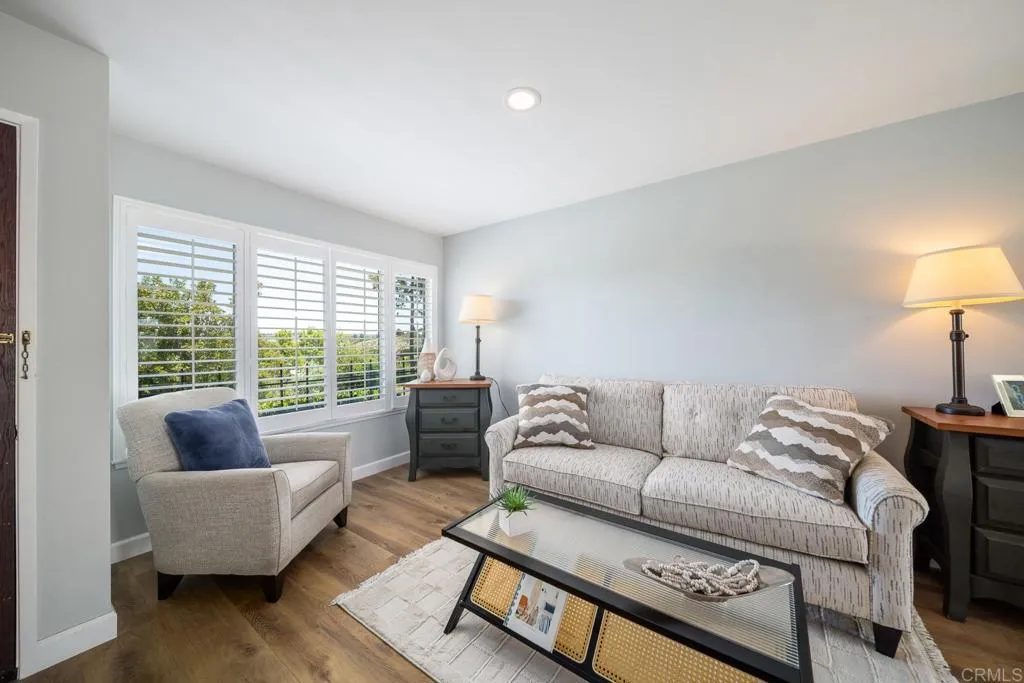 https://cdn.realtyfeed.com/cdn/127/306752543/dcb10b76885a19a0a88048a821207911.webp