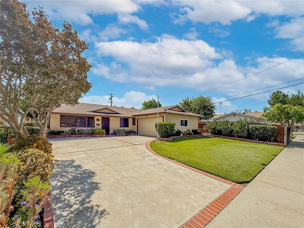 10514 Hillview Avenue, Chatsworth, CA 91311 - Main photo, Chatsworth, CA