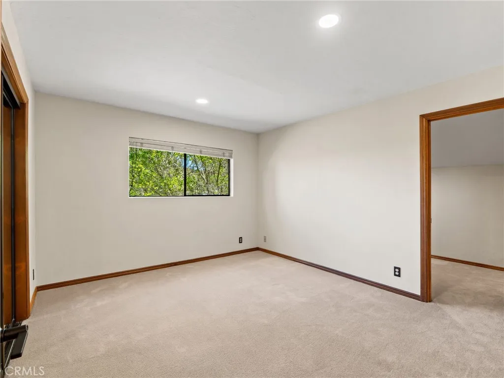 https://cdn.realtyfeed.com/cdn/127/306752550/0278f79e2b5934e89c72932aa6b0ce4c.webp