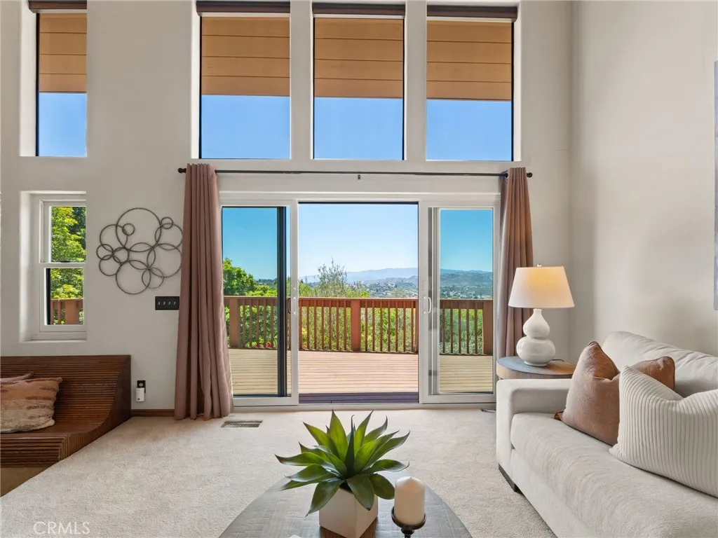 https://cdn.realtyfeed.com/cdn/127/306752550/037106f11d0dfb9d0094e9a9604afc44.webp