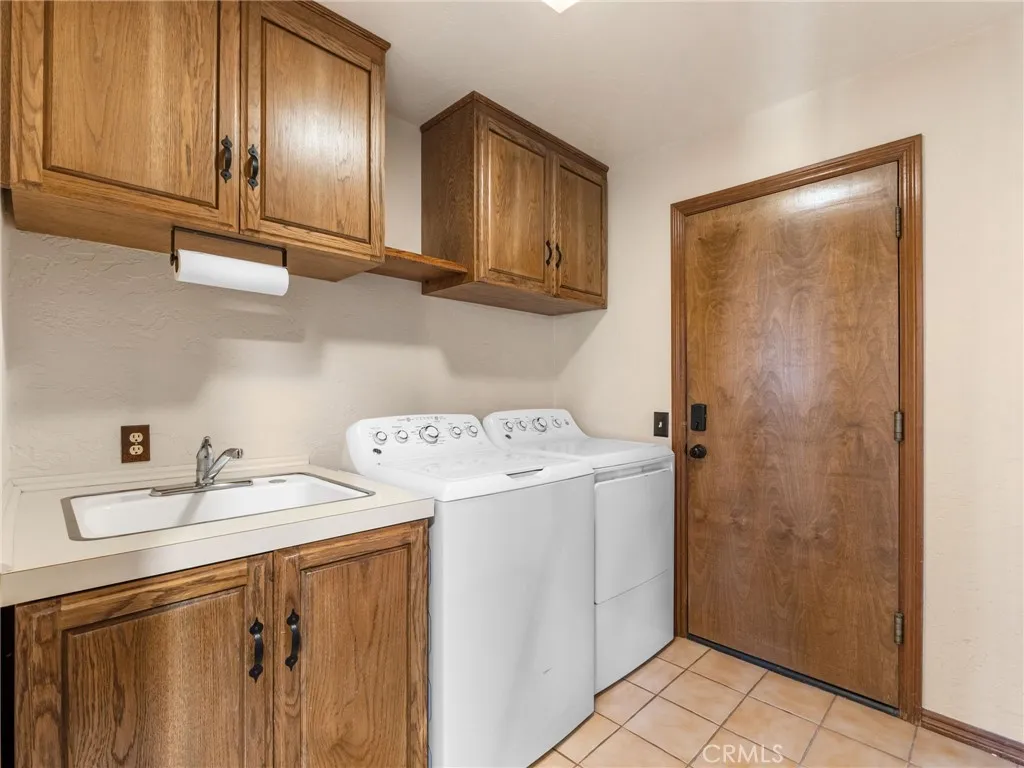 https://cdn.realtyfeed.com/cdn/127/306752550/24af745a1c0088ea080c58c0e010576a.webp
