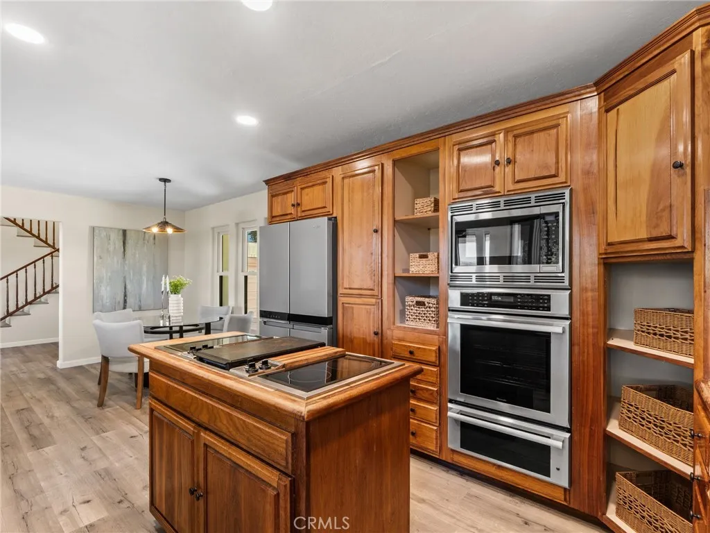 https://cdn.realtyfeed.com/cdn/127/306752550/6f8ed21430c97e48071d5740e8652e79.webp