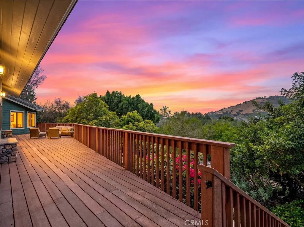 https://cdn.realtyfeed.com/cdn/127/306752550/bd6b9a5785139cc6fab0f7d509e6afcb.webp