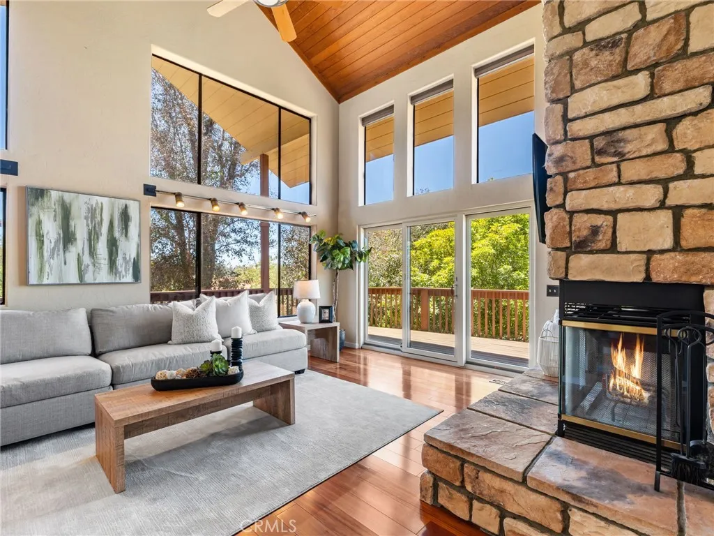 https://cdn.realtyfeed.com/cdn/127/306752550/c5fad70d345c6910e10d48dc2bd4c04b.webp