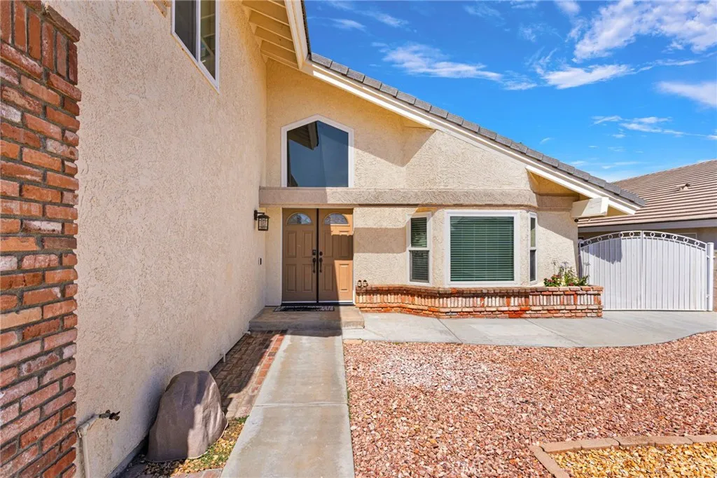 13170 Palos Grande, Victorville, CA 92395 - Photo 4 of 60, Victorville, CA