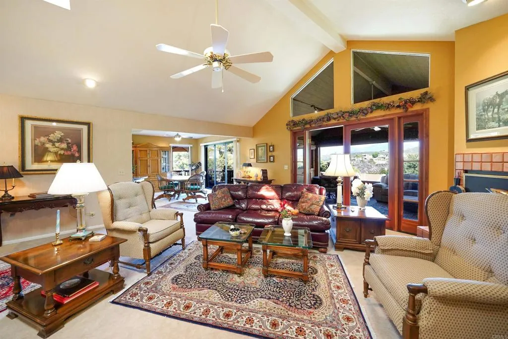 https://cdn.realtyfeed.com/cdn/127/306752571/13fa310286fc35e2b4f84f23046ecb0c.webp