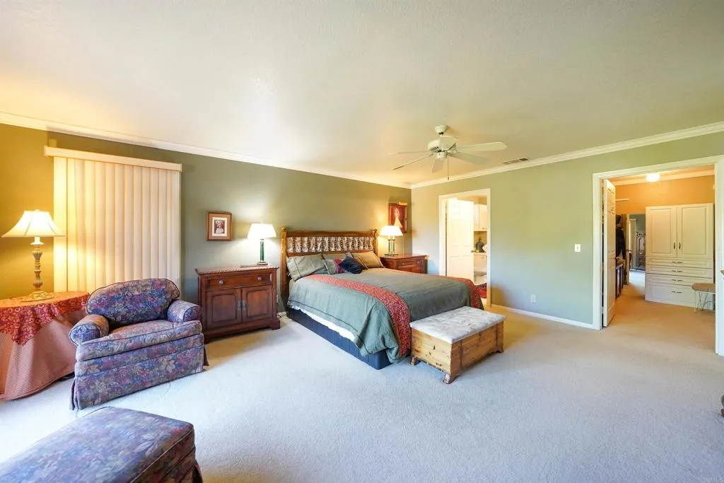 https://cdn.realtyfeed.com/cdn/127/306752571/d5ec387e550ffa3387dd72cd806eb5c9.webp