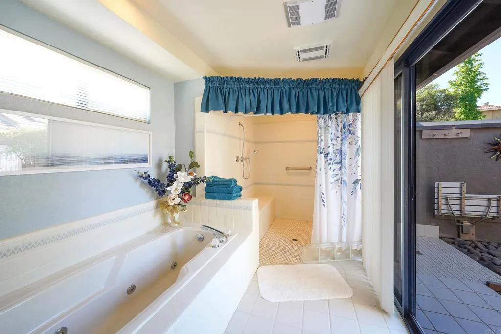 https://cdn.realtyfeed.com/cdn/127/306752571/d807e058c5e25142860267a8158c519c.webp