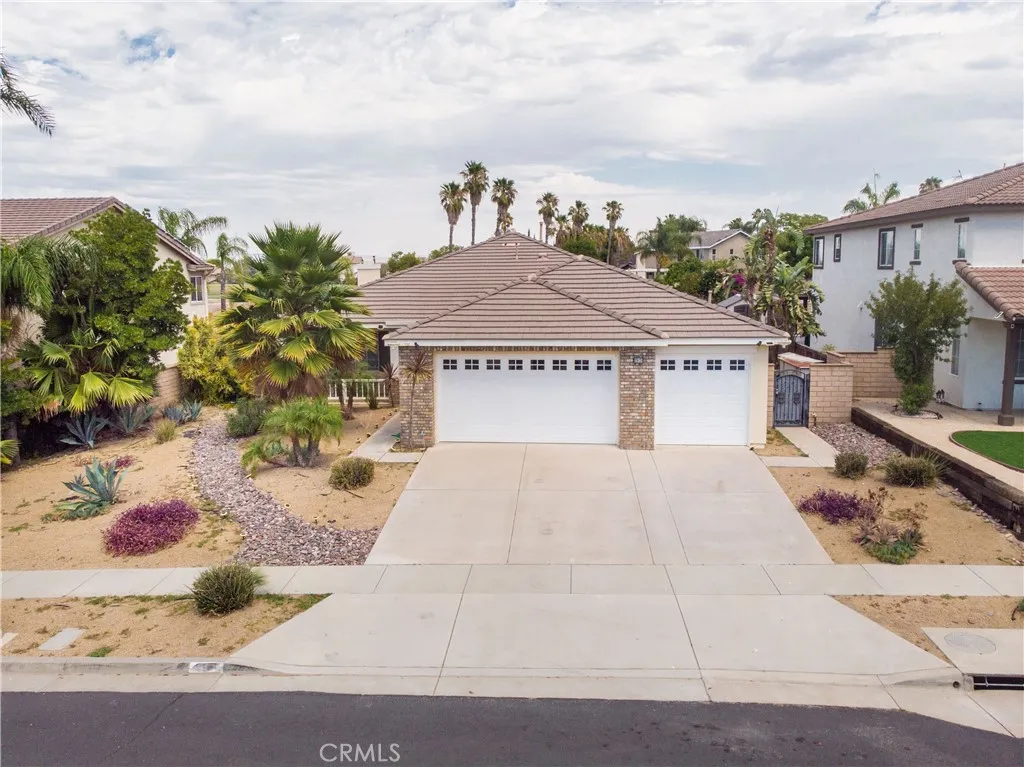 2815 Douglas Way, Corona, CA 92882 - Main photo, Corona, CA