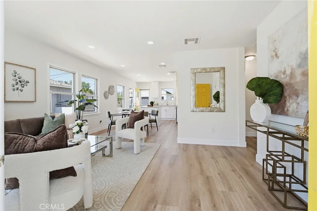 2141 N Evergreen Street, Burbank, CA 91505 - Photo 5 of 53, Burbank, CA