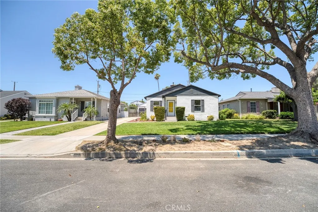2141 N Evergreen Street, Burbank, CA 91505 - Main photo, Burbank, CA