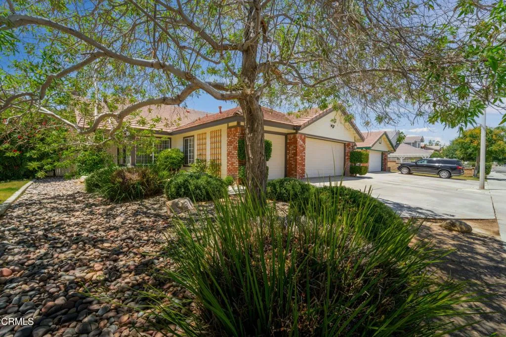 45333 Pickford Avenue, Lancaster, CA 93534 - Photo 3 of 31, Lancaster, CA