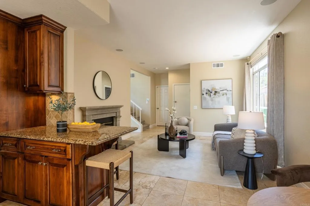 https://cdn.realtyfeed.com/cdn/127/306752589/5b815791148de087f319a1f17edbc107.webp