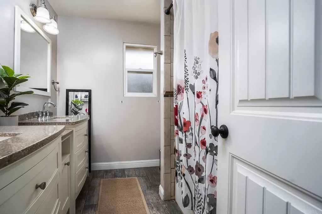 https://cdn.realtyfeed.com/cdn/127/306752608/0d954719f156432fb7a9d3ced208a317.webp