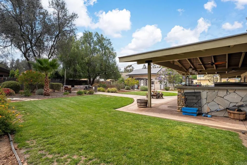 https://cdn.realtyfeed.com/cdn/127/306752608/294398eda998b63f7f84887cf5be63e8.webp
