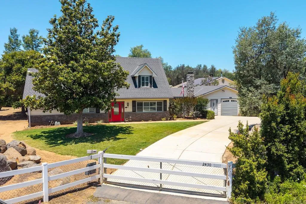 2430 Geyer Ln, Alpine, CA 91901 - Main photo, Alpine, CA
