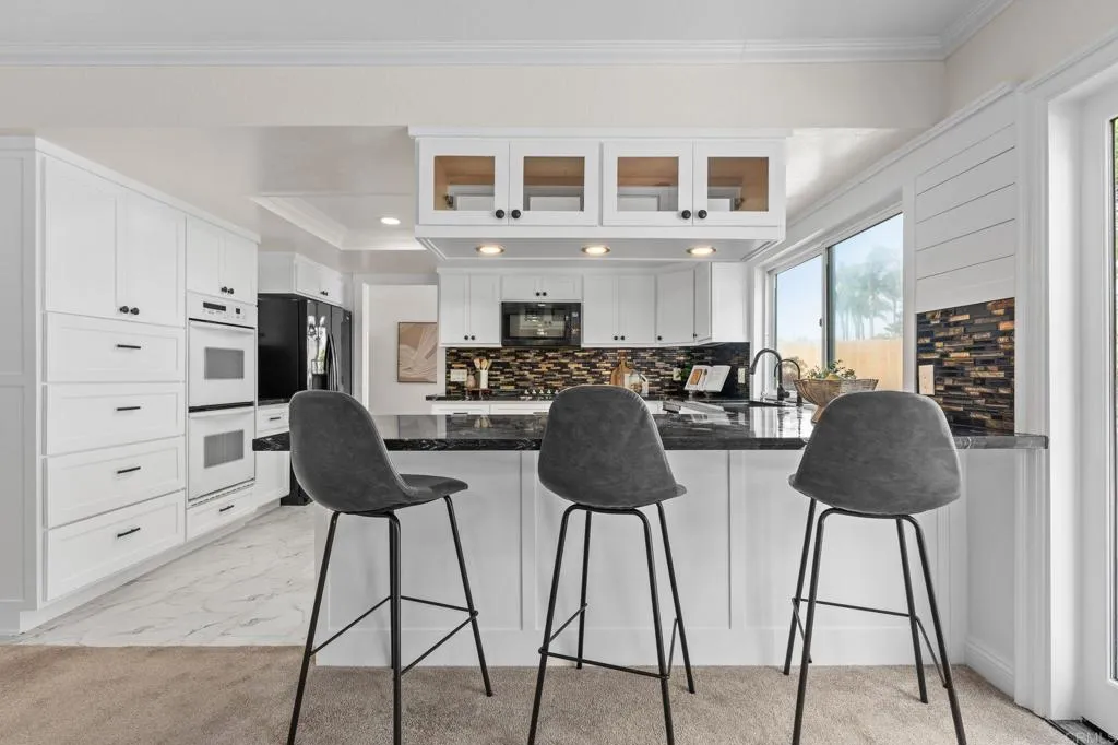 https://cdn.realtyfeed.com/cdn/127/306752641/2e81dc90ea8dc1a78a884130a414c675.webp